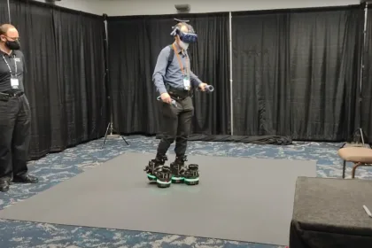 أحذية نصف روبوتية مبتكرة تعزز تجربة المشي في العالم الافتراضي