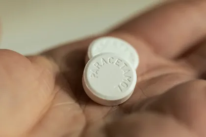 الصيادلة في مواجهة القلق: تأثير تصريحات ترامب على باراسيتامول