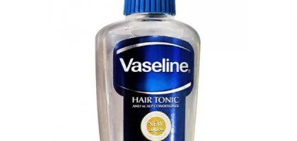 فوائد زيت الفازلين للشعر وأضراره