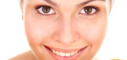 طرق فعالة لتفتيح البشرة بصورة طبيعية