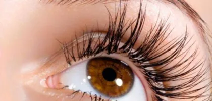 طريقة تطويل الرموش والحواجب بشكل طبيعي وصحي