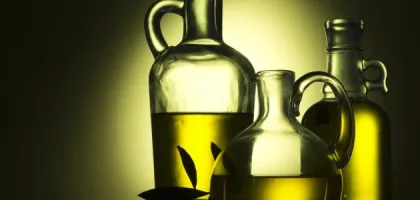 طريقة استخدام زيت الزيتون للشعر وفوائده المتعددة