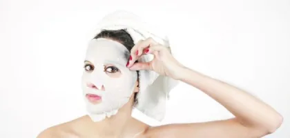 طرق فعالة لتفتيح البشرة بسرعة وأمان