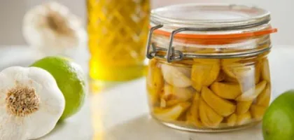 فوائد زيت الثوم للشعر وأثره الإيجابي على الصحة العامة