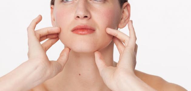 دليل شامل حول فيتامينات لتسمين الوجه: نصائح ووصفات طبيعية لوجه ممتلئ