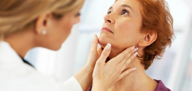 دليل شامل حول ضعف عضلات الوجه: الأسباب والعلاج