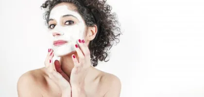 ماسك تفتيح فوري للوجه: وصفات طبيعية ونتائج مضمونة