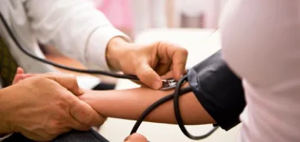 الضغط الطبيعي للمرأة: فهم شامل للضغط وتأثيراته