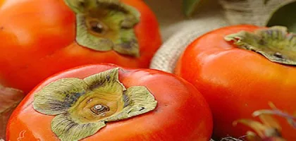 فاكهة الكاكا وفوائدها للحامل: تعزيز الصحة أثناء الحمل