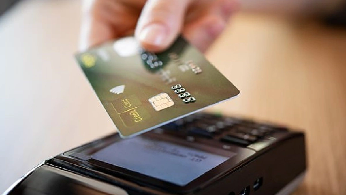 دليل فتح الحسابات البنكية للمقيمين في الاردن لعام 2026